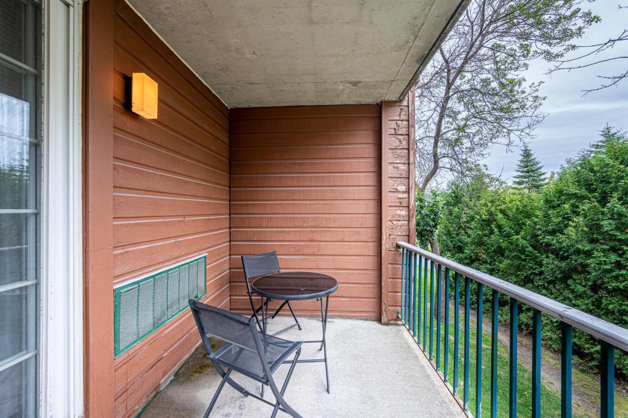 Le Domaine Chambre D'Hotel A Saint-Sauveur-des-Monts Exteriör bild