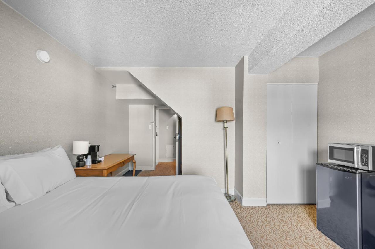 Le Domaine Chambre D'Hotel A Saint-Sauveur-des-Monts Exteriör bild