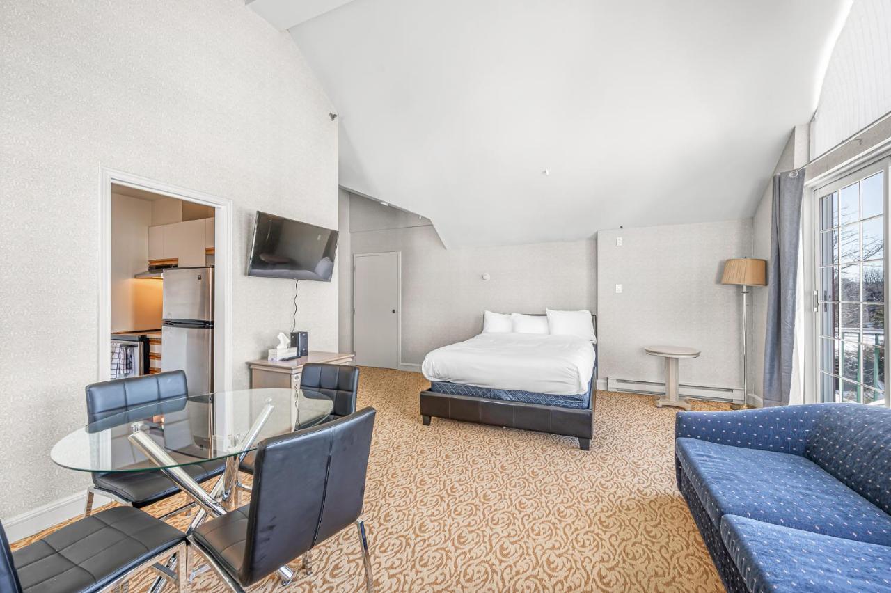 Le Domaine Chambre D'Hotel A Saint-Sauveur-des-Monts Exteriör bild